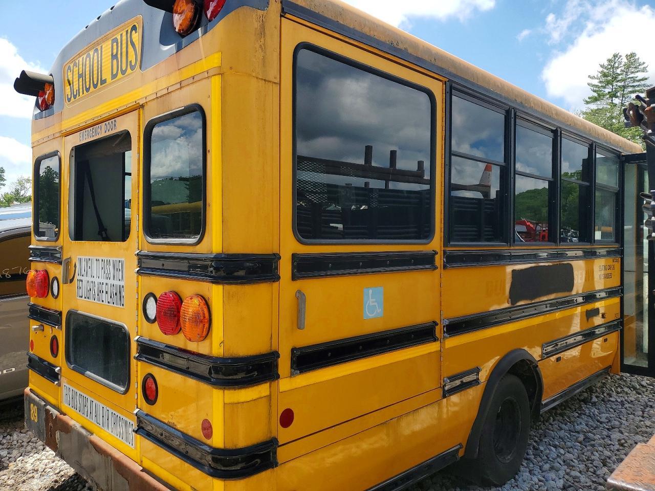 2012 Chevrolet Express G4 - School Bus - Фото 4