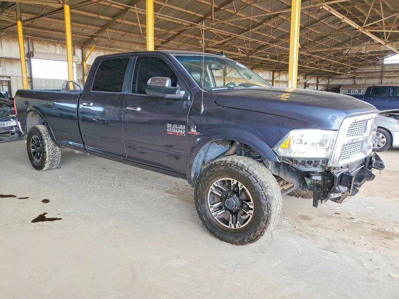 2017 Ram 2500 Laramie - Фото 4