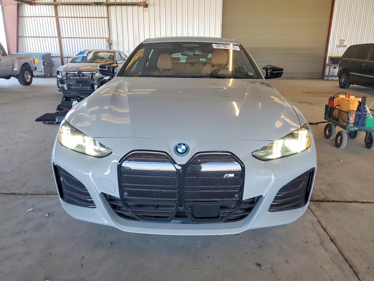 2025 BMW I4 M50 - Фото 5