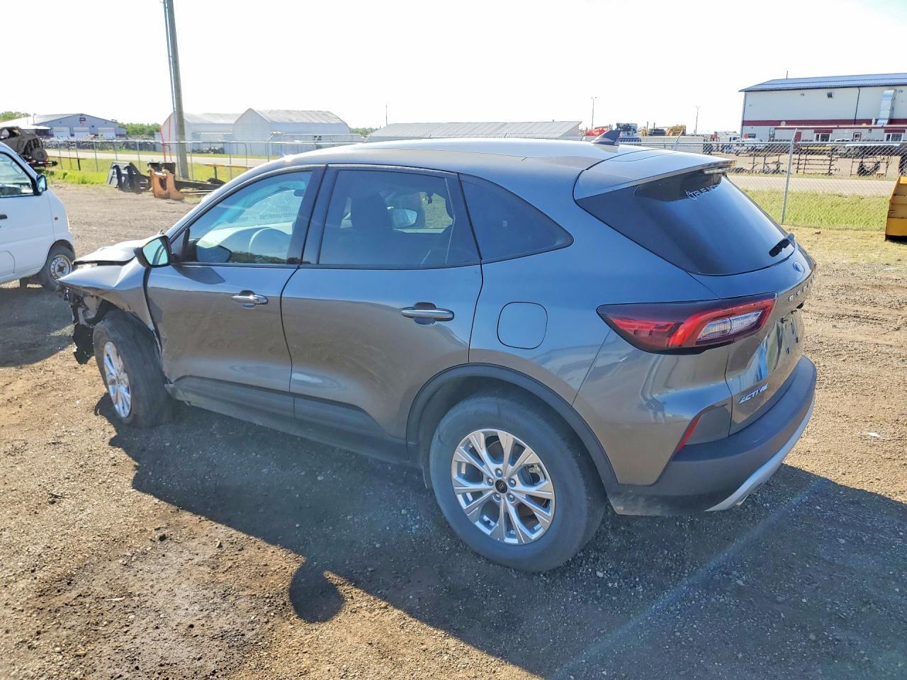 2025 Ford Escape Active - Фото 2