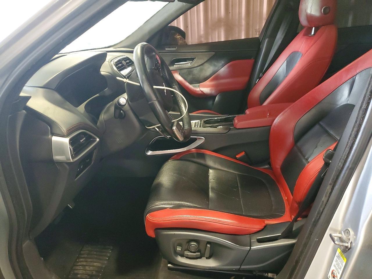 2017 Jaguar F-Pace S - Фото 7