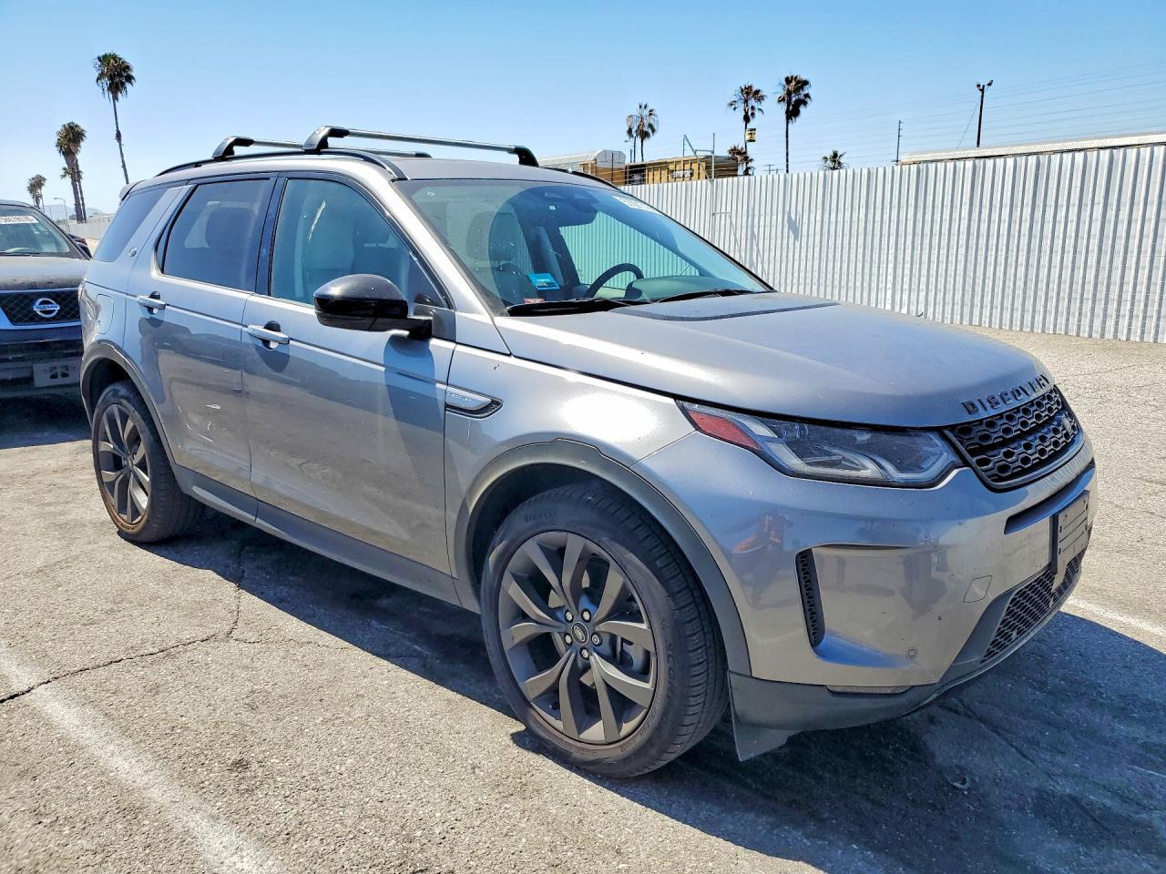 2023 Land Rover Discovery Sport Se - Image 4