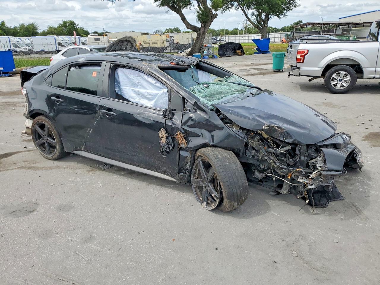 2020 Toyota Corolla Se - Фото 4