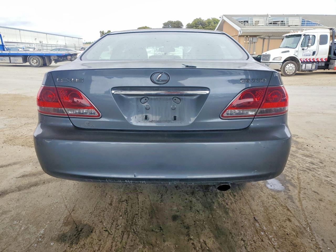 2005 Lexus Es 330 - Image 6