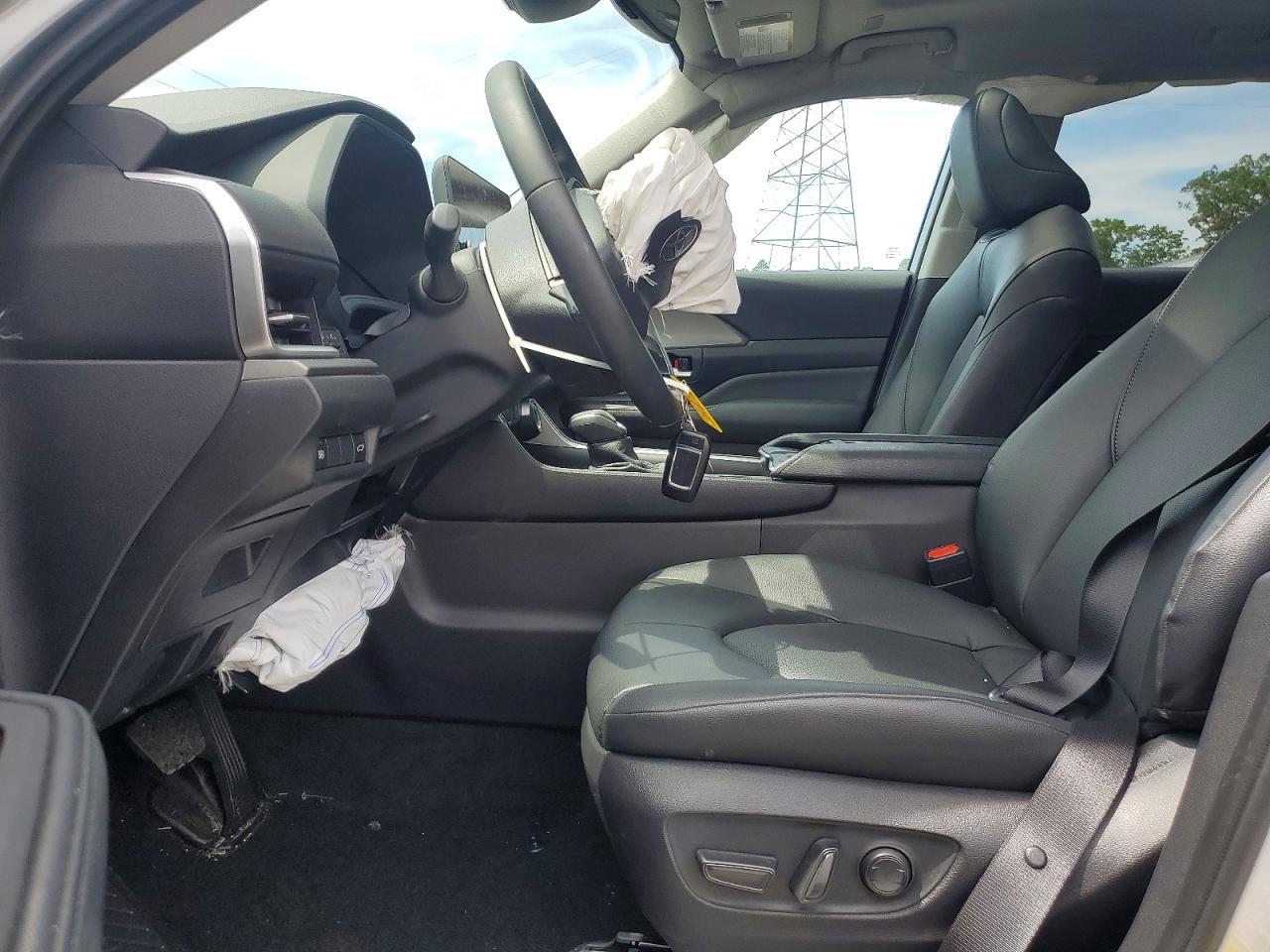 2026 Toyota Grand Highlander Xle - Image 7