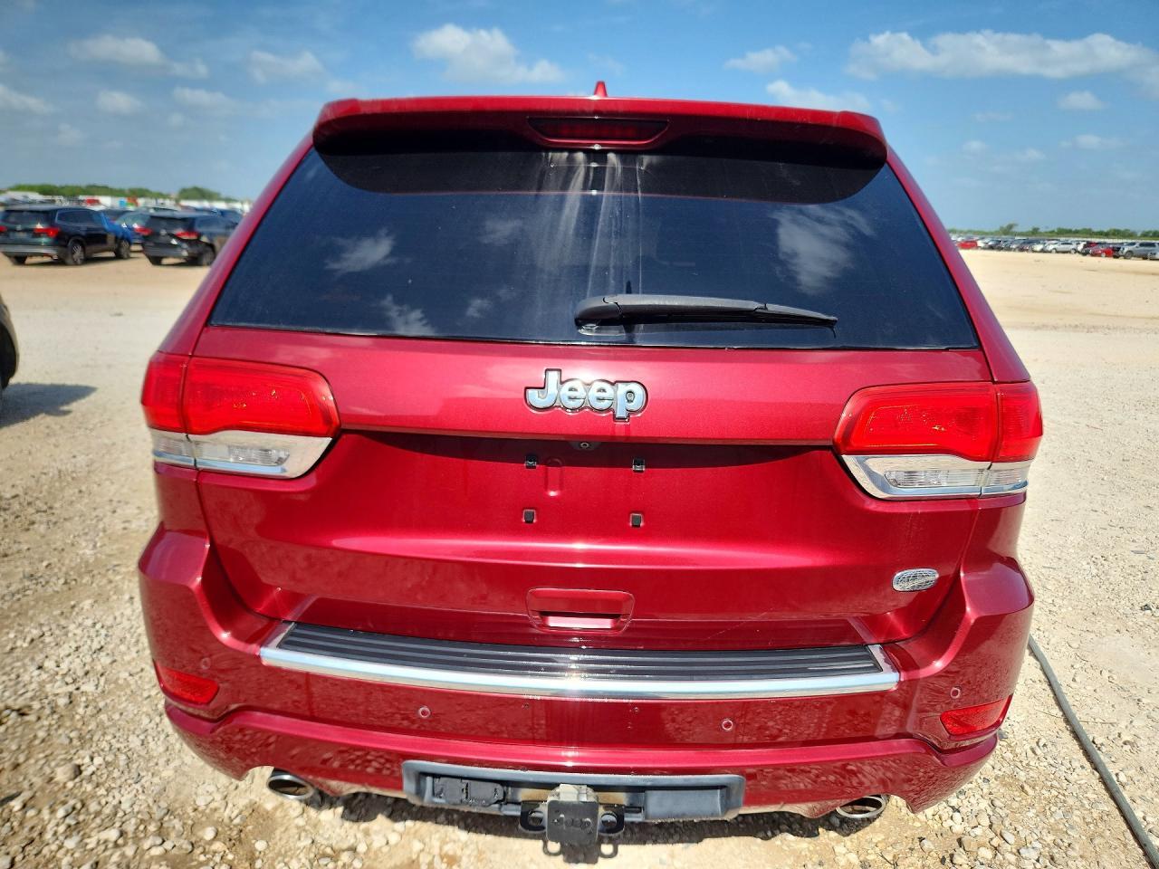 2015 Jeep Grand Cherokee Overland - Image 6