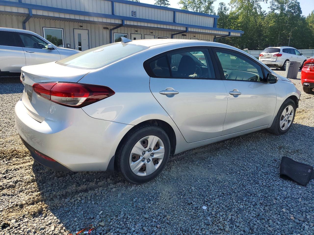 2018 Kia Forte Lx - Фото 3