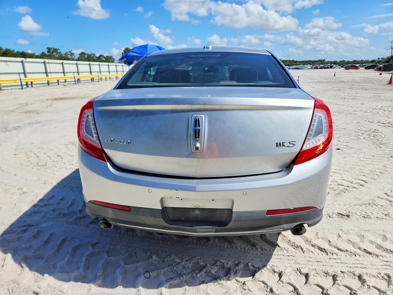 2013 Lincoln Mks - Image 6