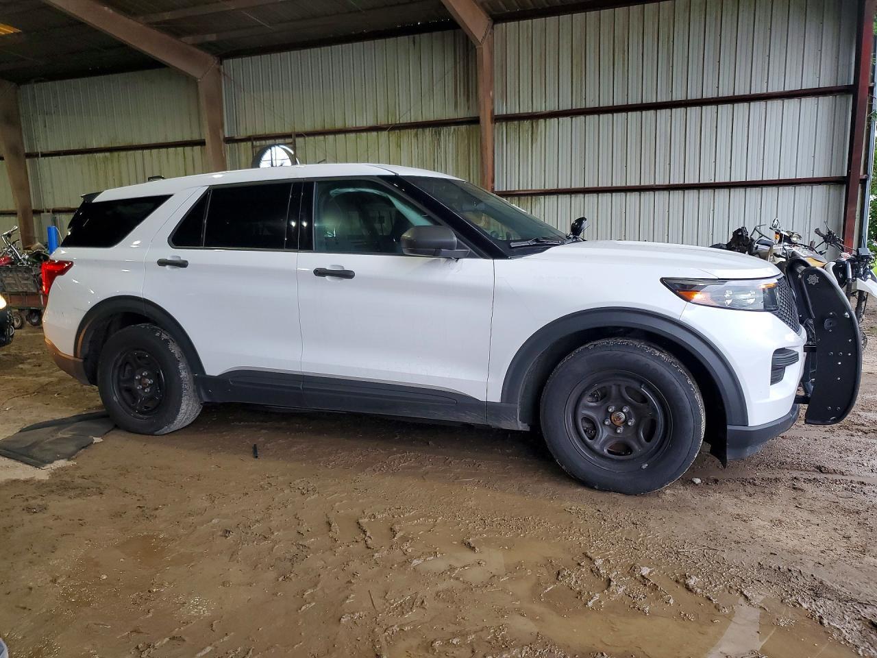 2023 Ford Explorer Police Interceptor - Image 4