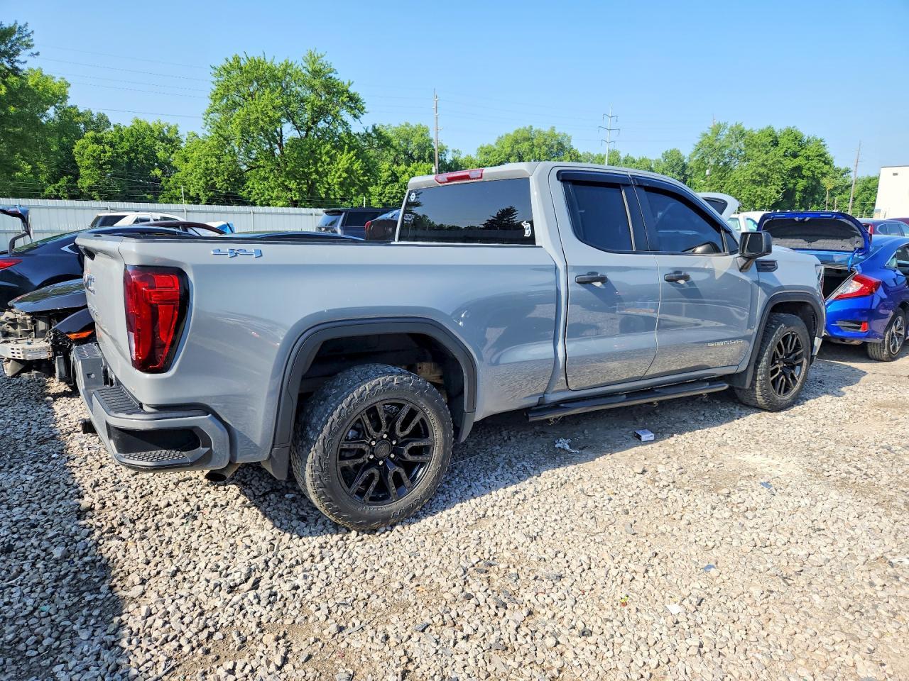 2024 GMC Sierra K1500 - Фото 3