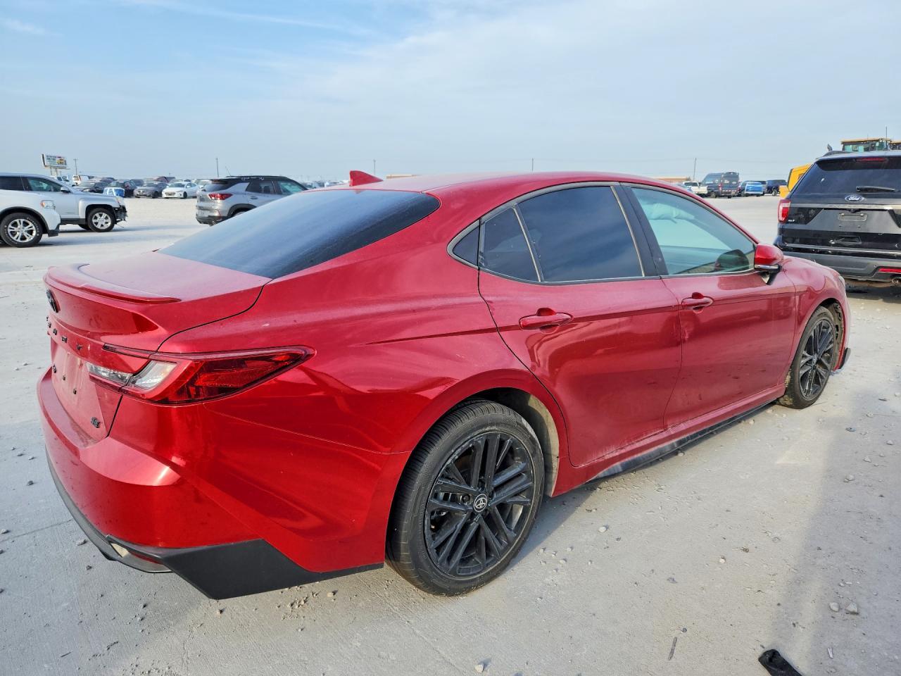 2025 Toyota Camry - Фото 3