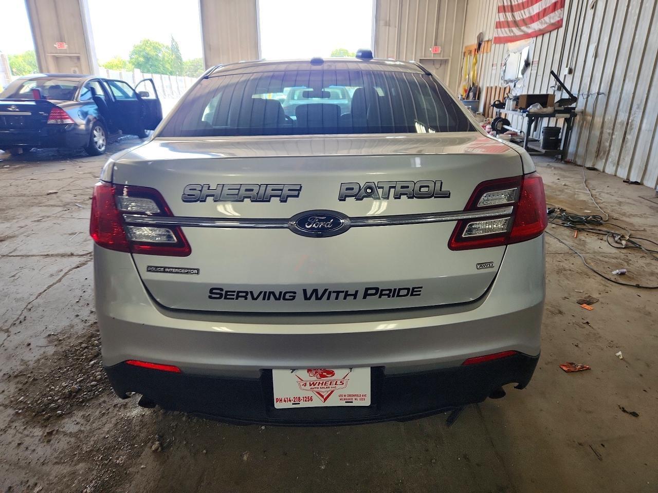 2019 Ford Taurus Police Interceptor - Фото 6