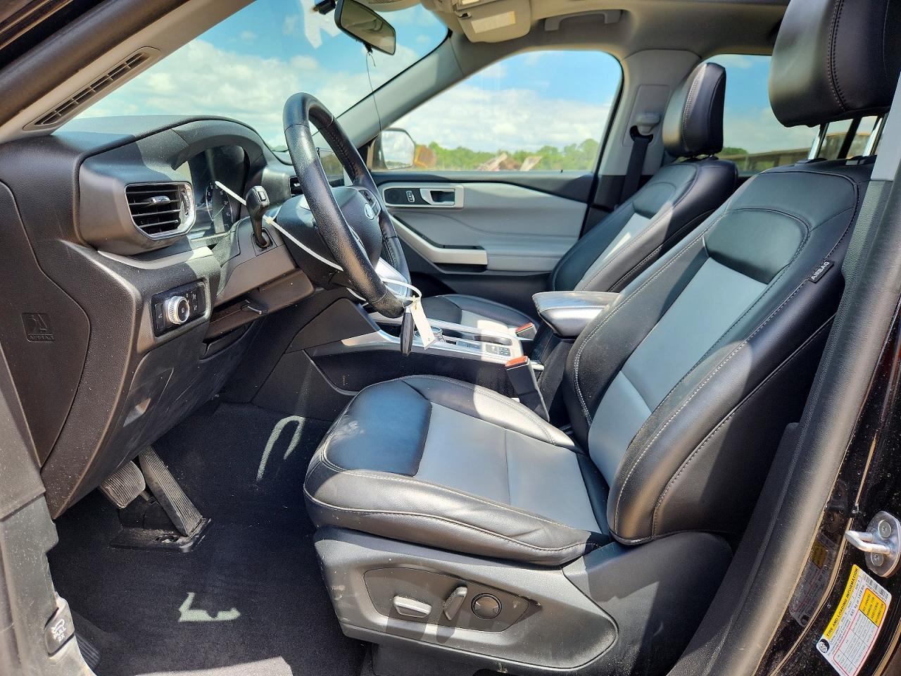 2023 Ford Explorer Xlt - Image 7