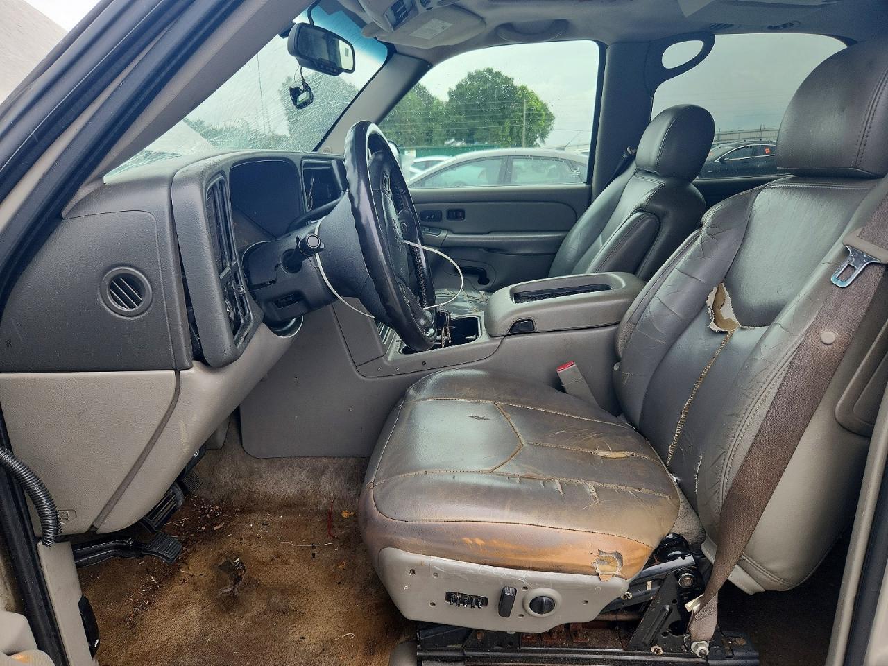 2006 Chevrolet Tahoe C1500 - Image 7