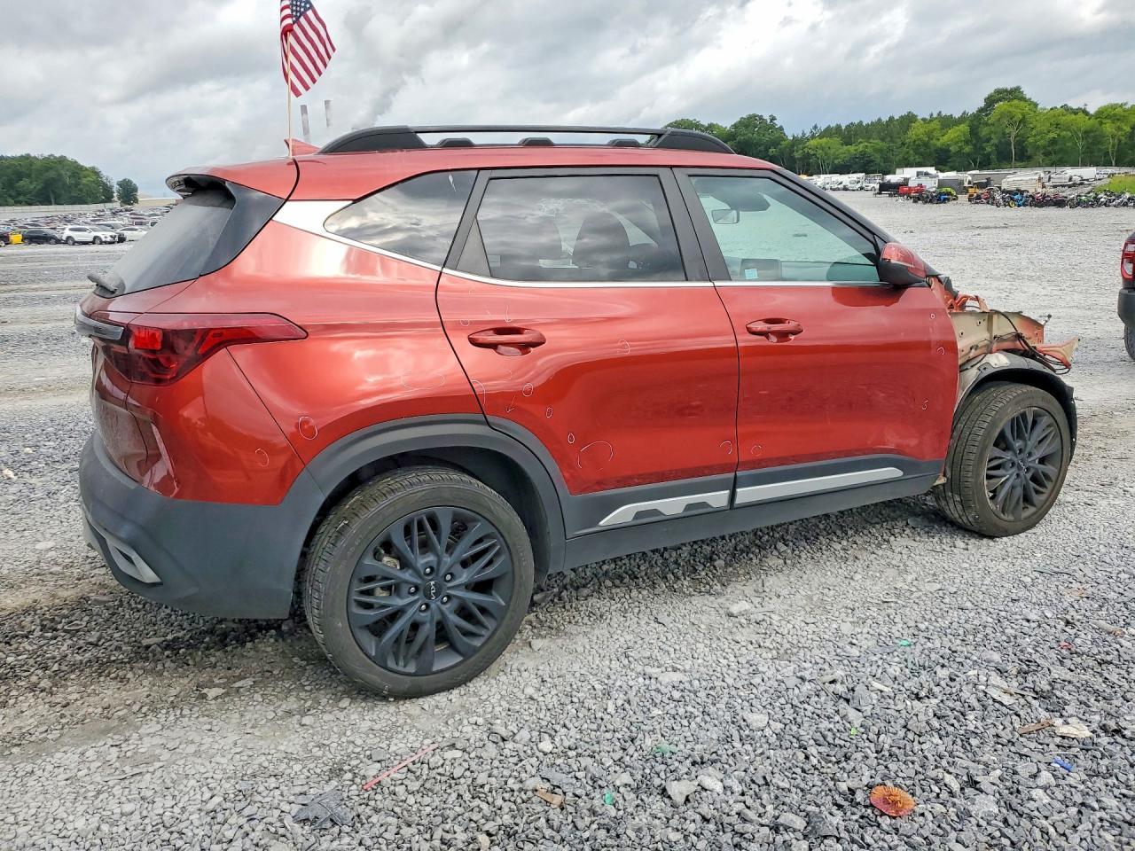 2023 Kia Seltos Nightfall - Image 3