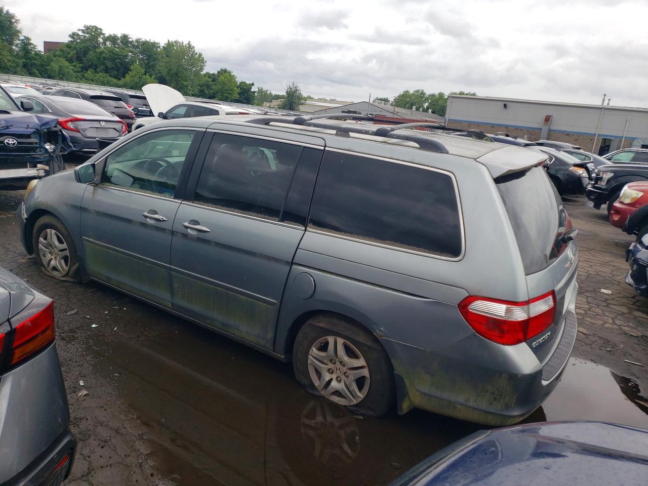 2007 Honda Odyssey - Image 2