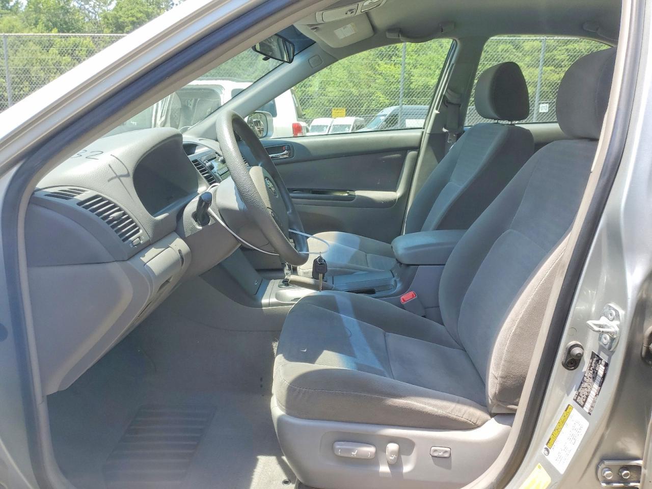 2005 Toyota Camry Le - Фото 7