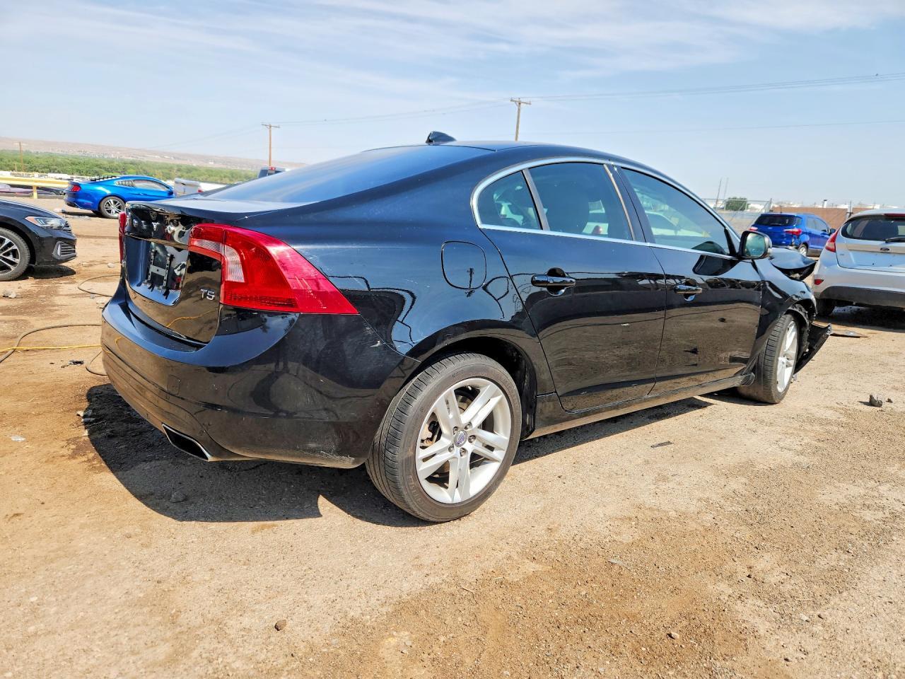 2015 Volvo S60 Premier - Image 3