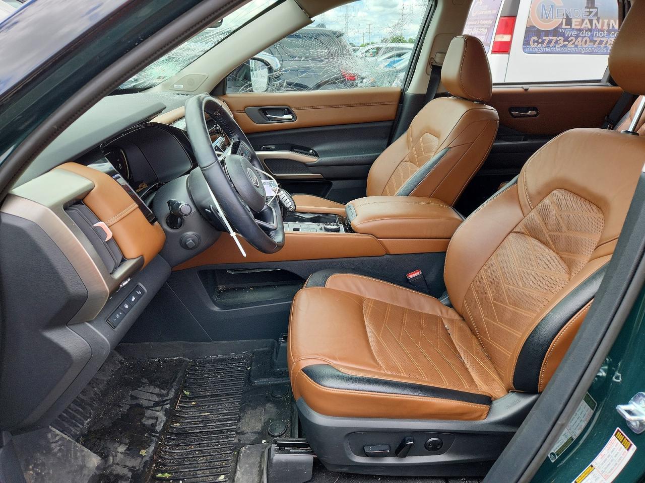2022 Nissan Pathfinder Platinum - Image 7