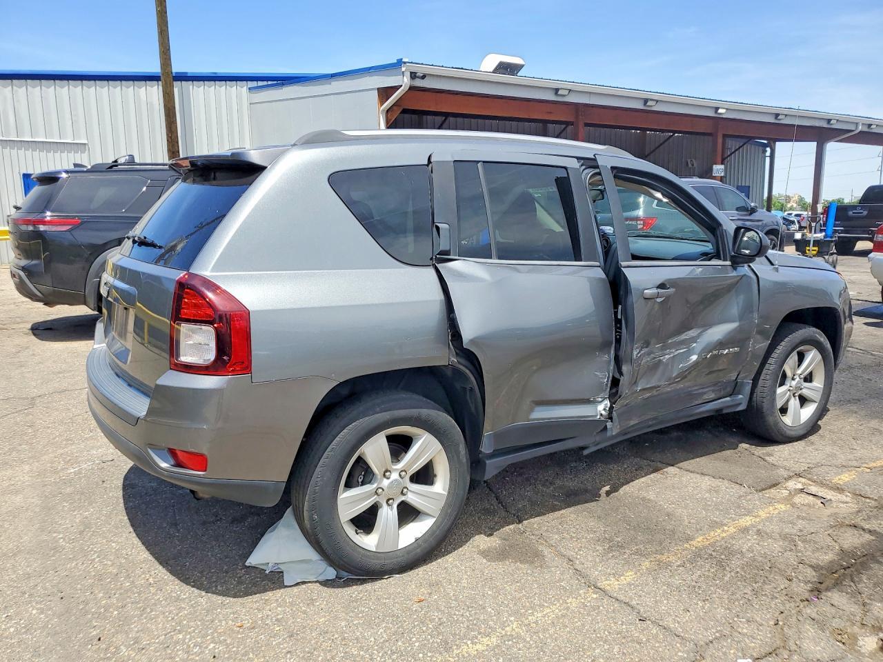 2014 Jeep Compass Sport - Фото 3