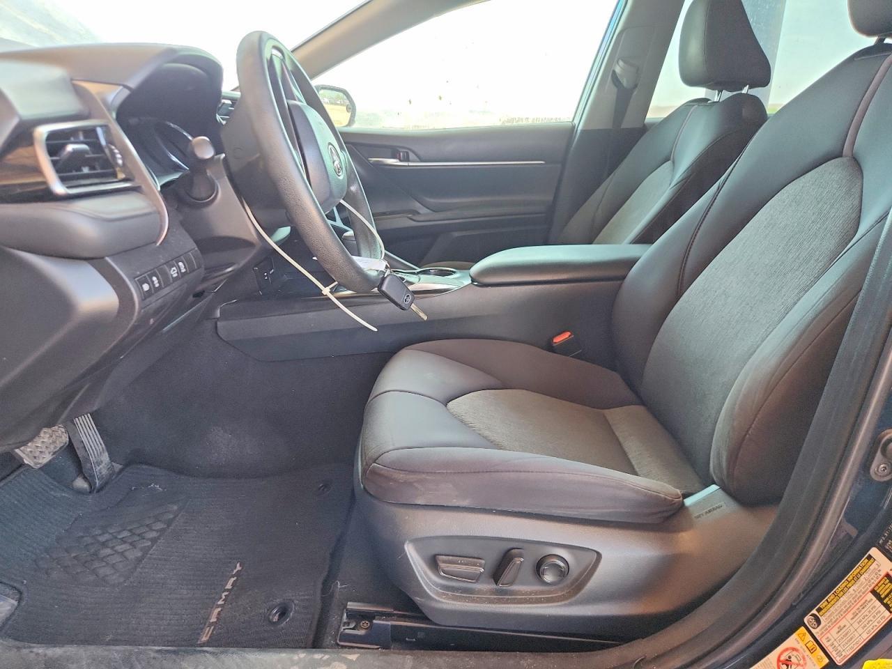 2019 Toyota Camry Le - Image 7
