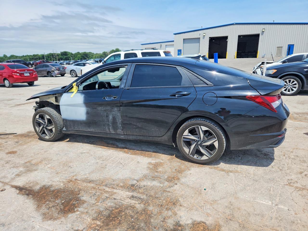 2023 Hyundai Elantra Sel - Фото 2
