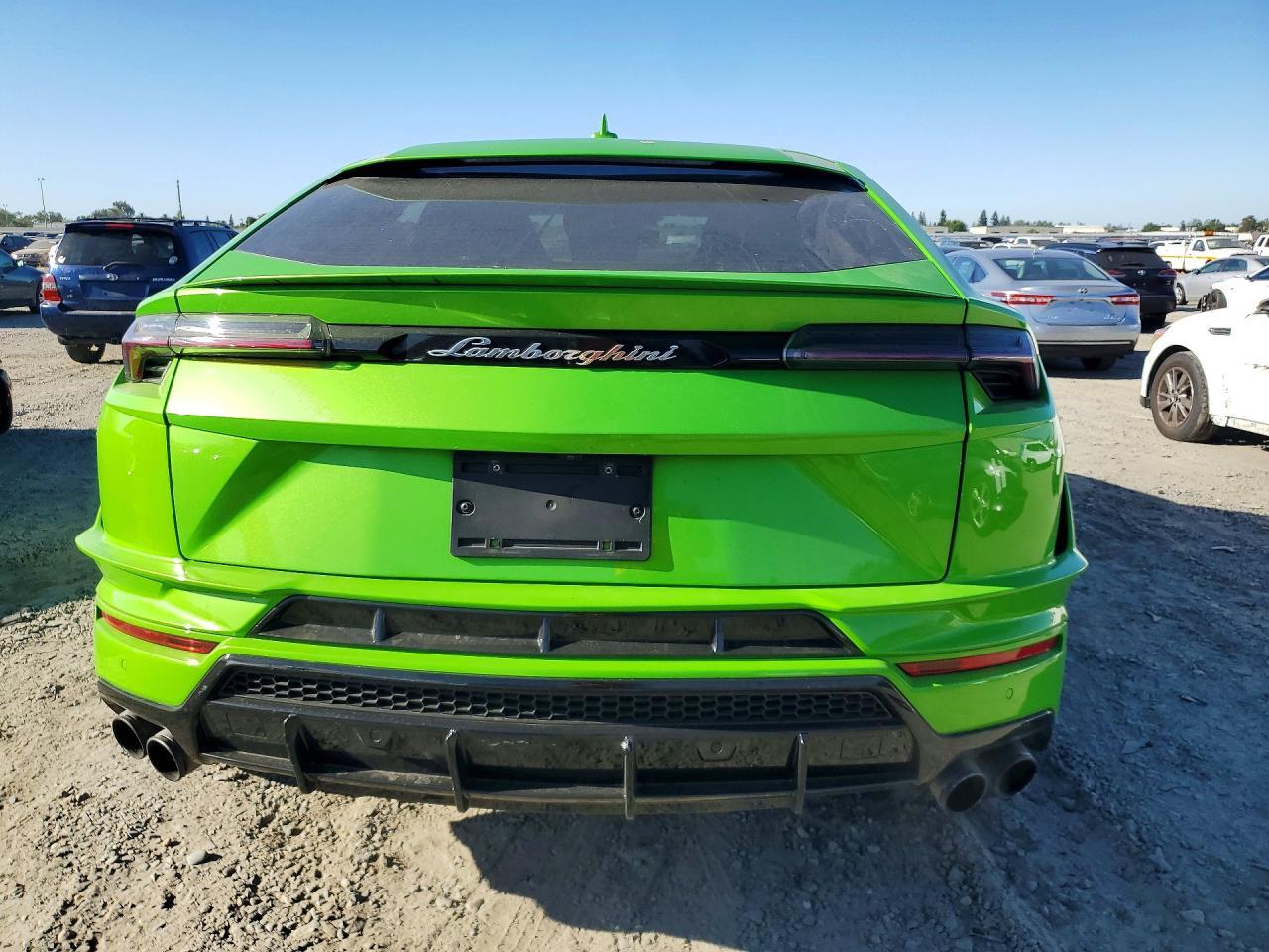 2021 Lamborghini Urus - Image 6