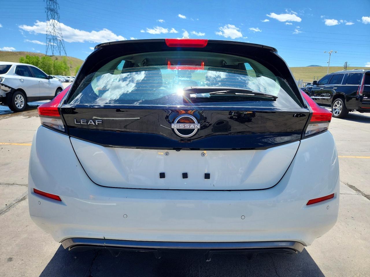 2025 Nissan Leaf S - Image 6