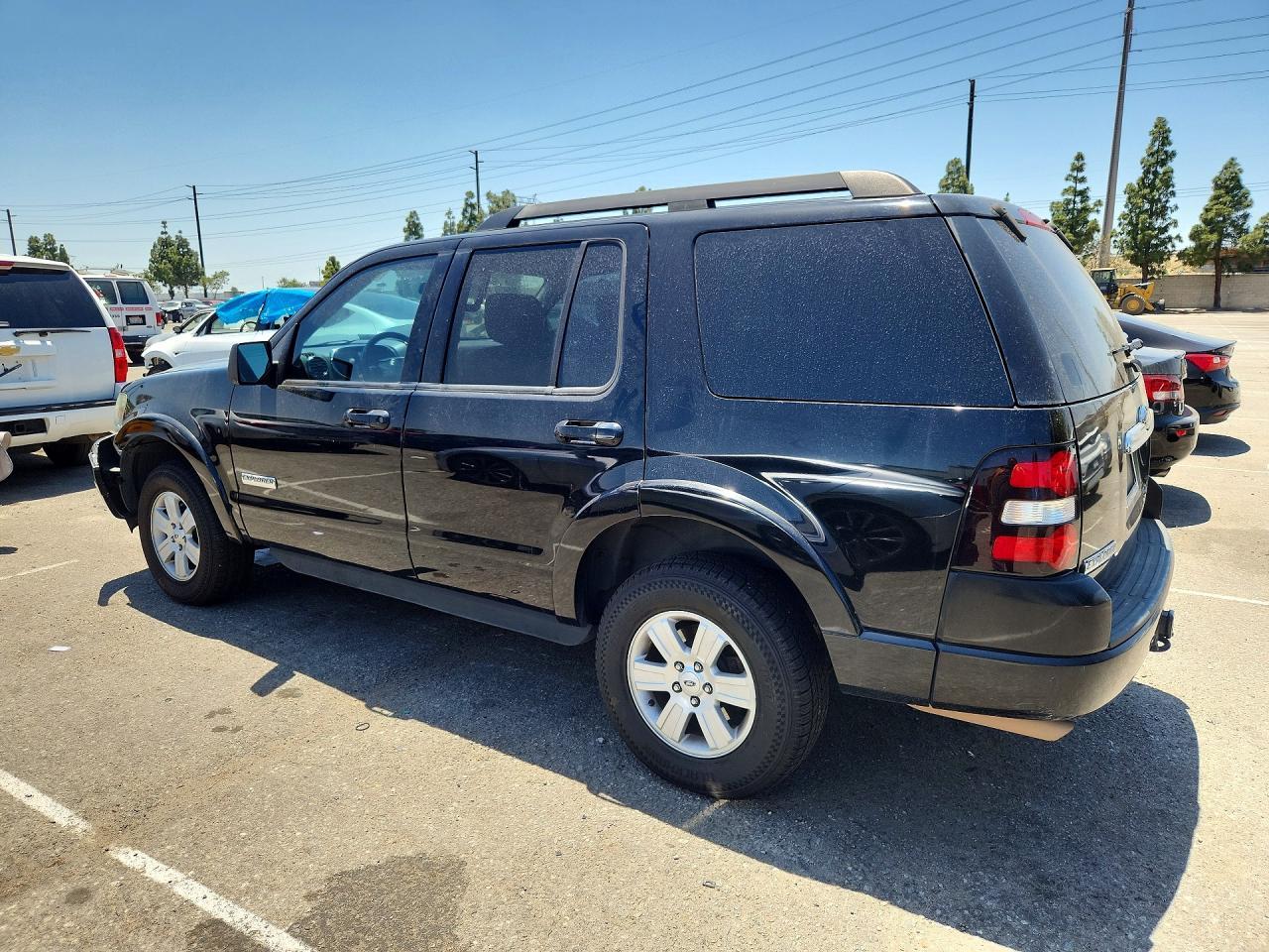 2008 Ford Explorer Xlt - Фото 2