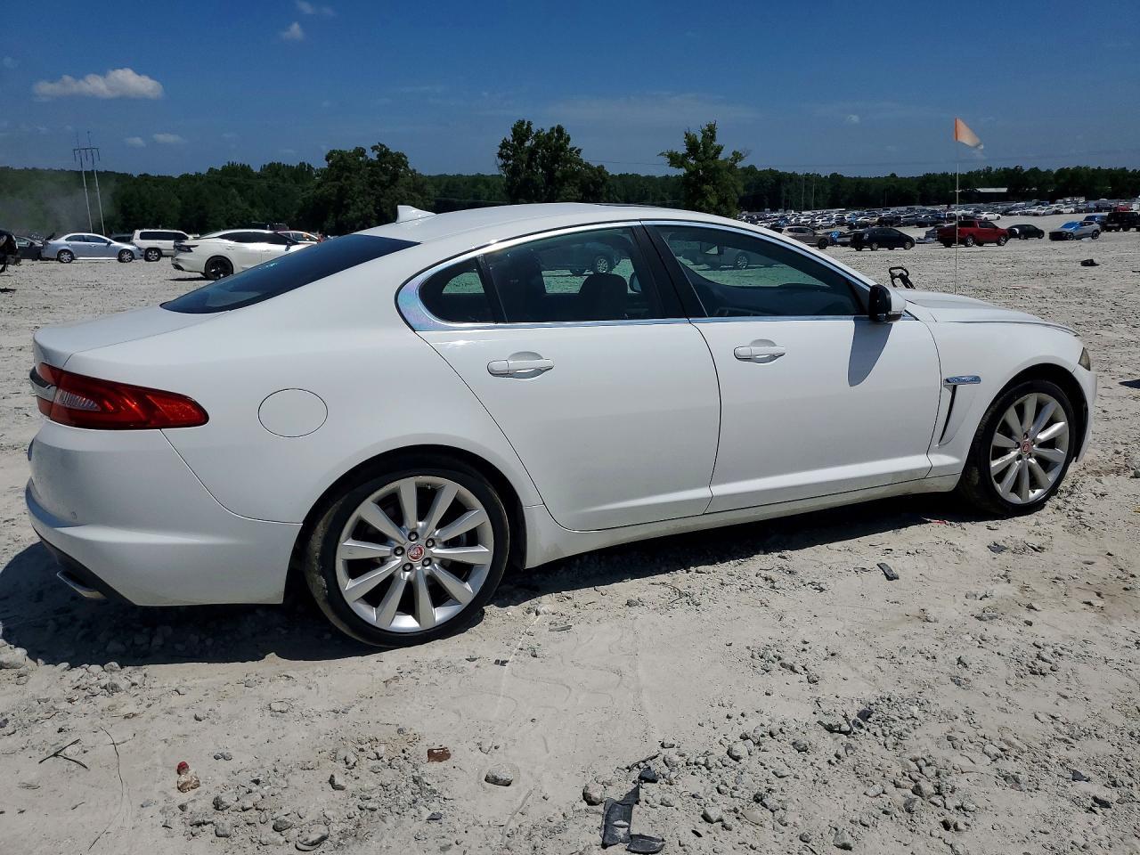 2014 Jaguar Xf - Фото 3