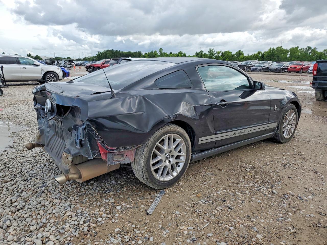 2012 Ford Mustang - Фото 3