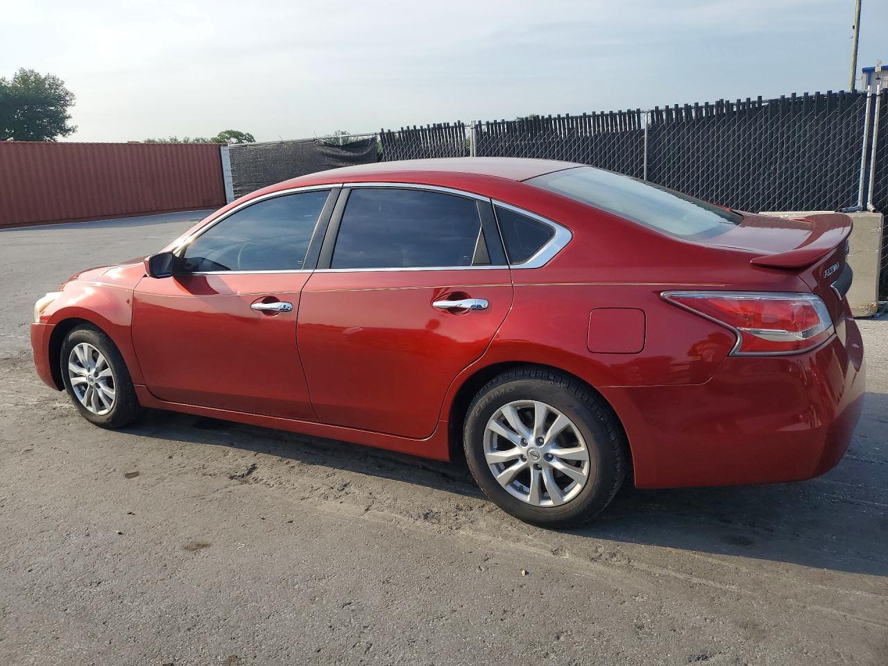 2014 Nissan Altima 2.5 S - Image 2