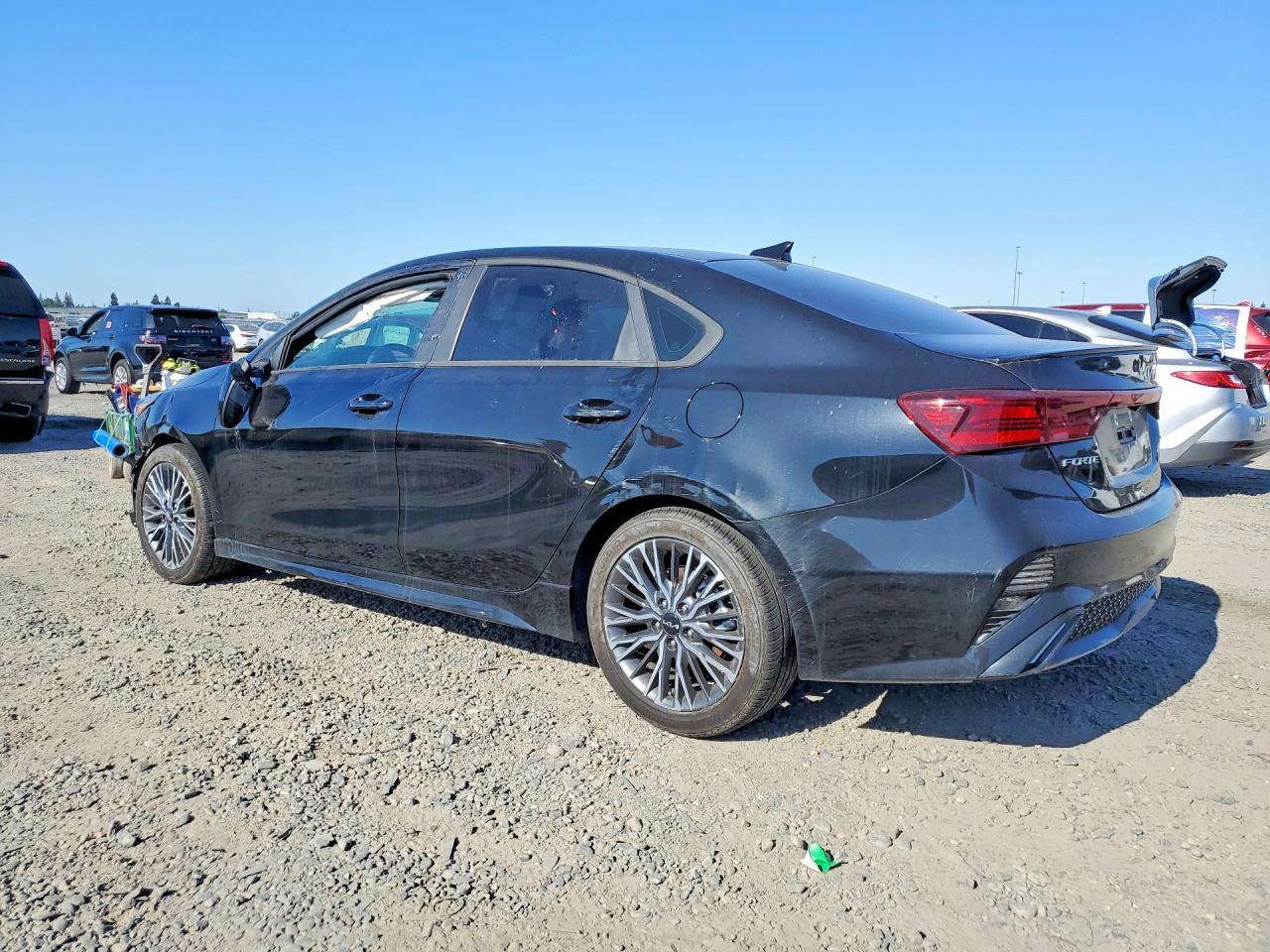 2024 Kia Forte Gt Line - Image 2