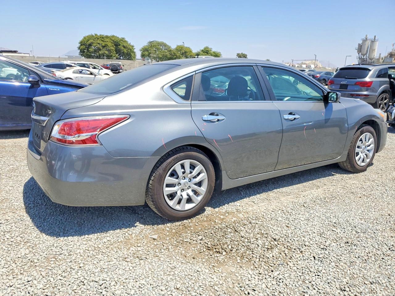 2015 Nissan Altima 2.5 S - Image 3