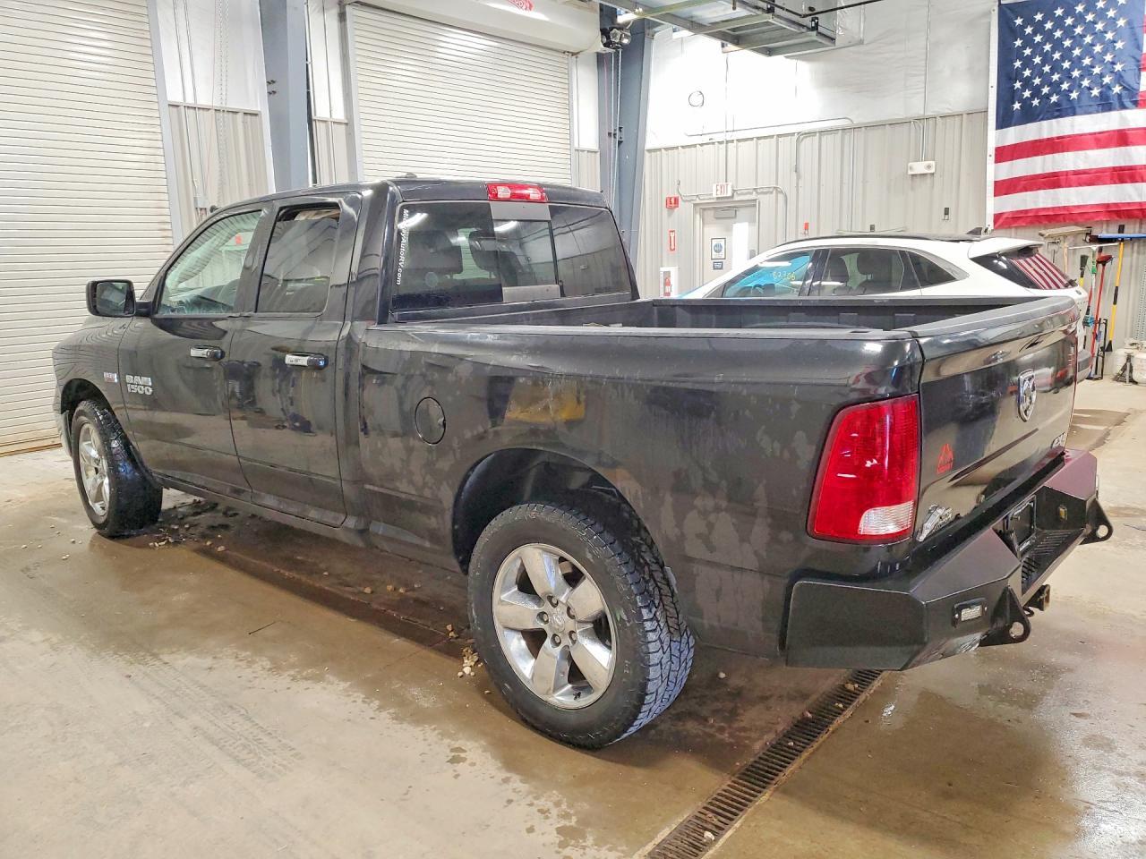 2016 Ram 1500 Slt - Image 2