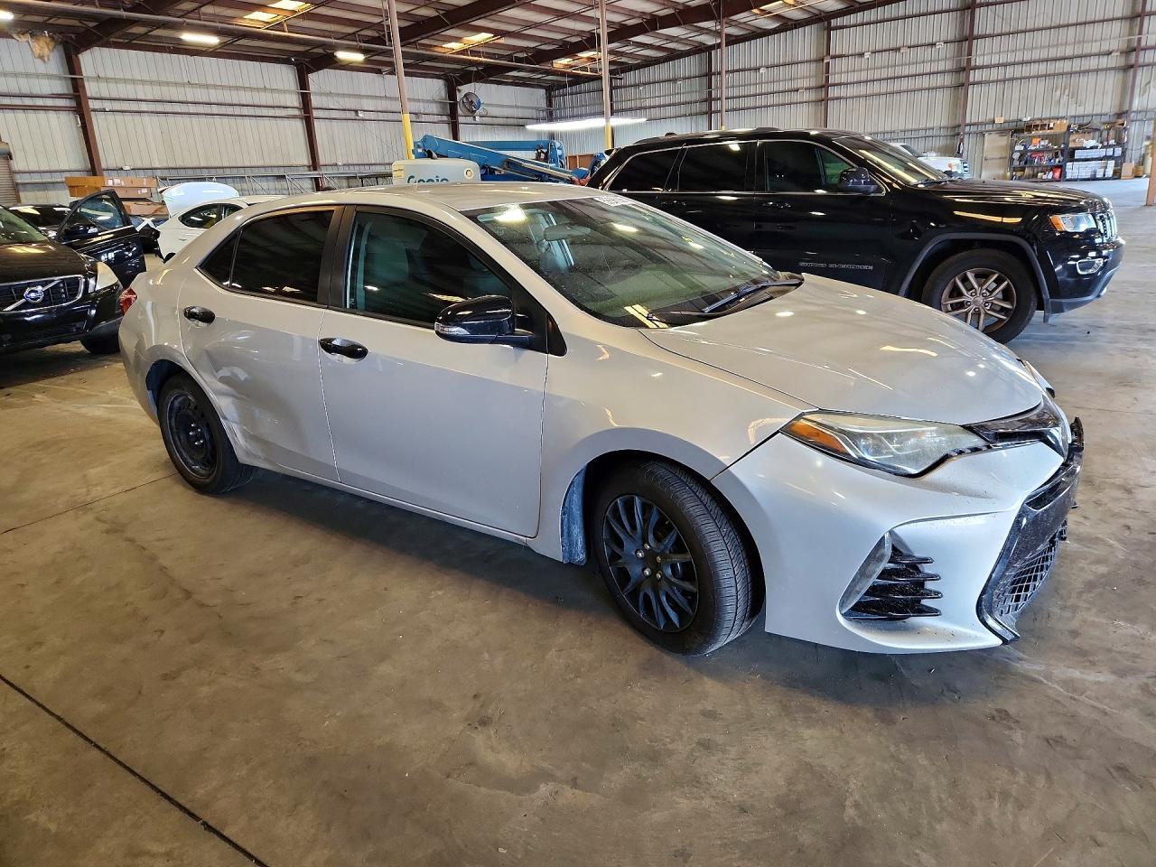 2017 Toyota Corolla Le - Фото 4