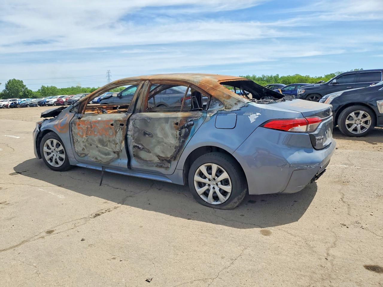 2021 Toyota Corolla Le - Image 2