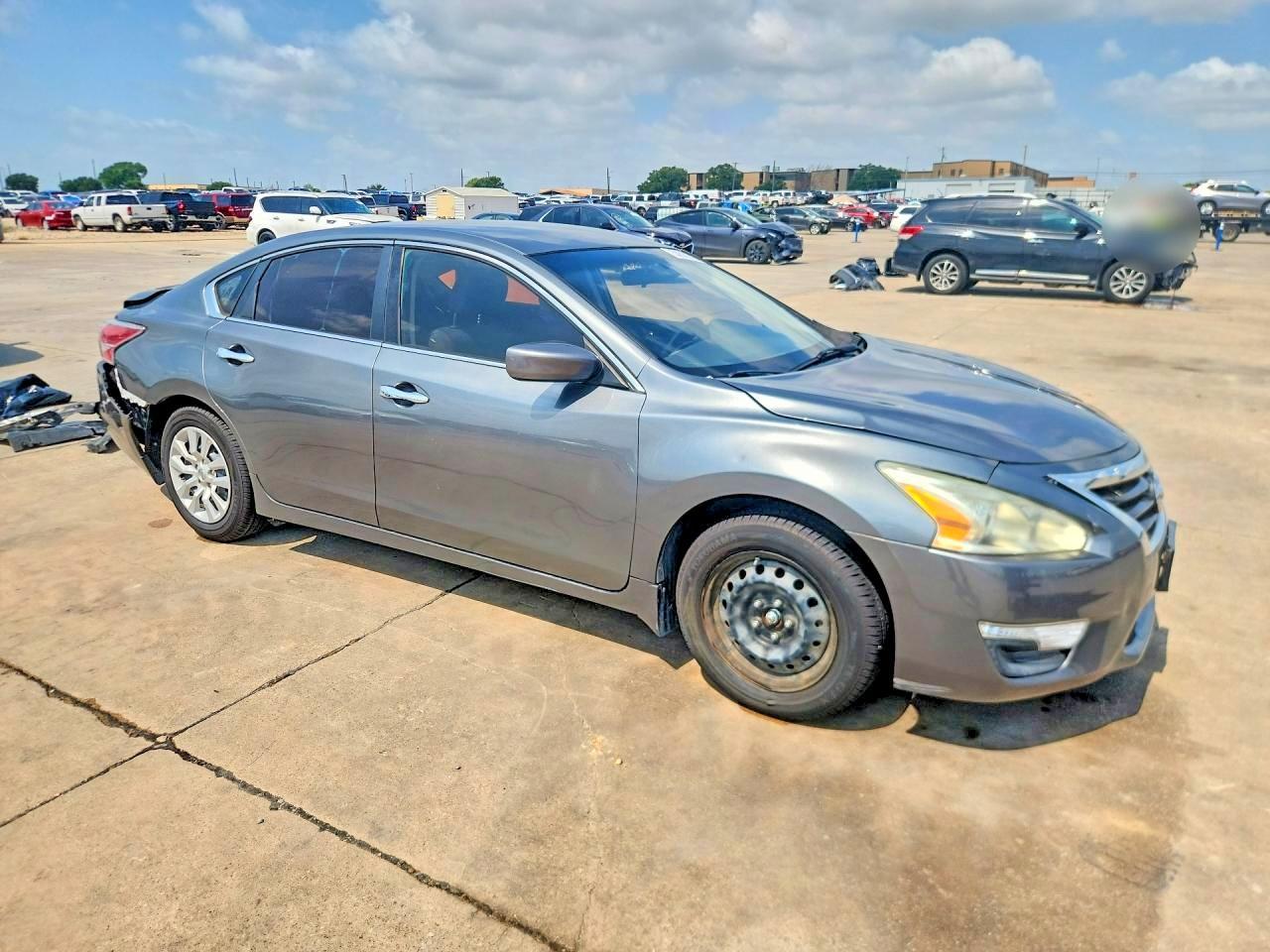 2015 Nissan Altima 2.5 S - Фото 4