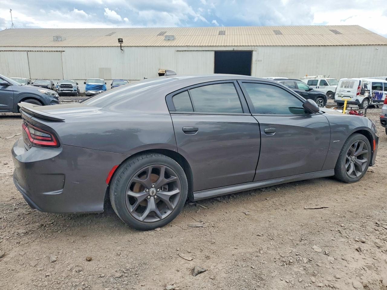 2019 Dodge Charger R - Фото 3