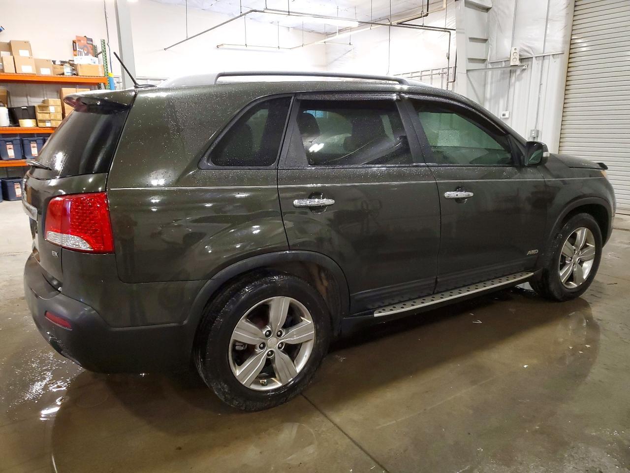 2012 Kia Sorento Ex - Image 3