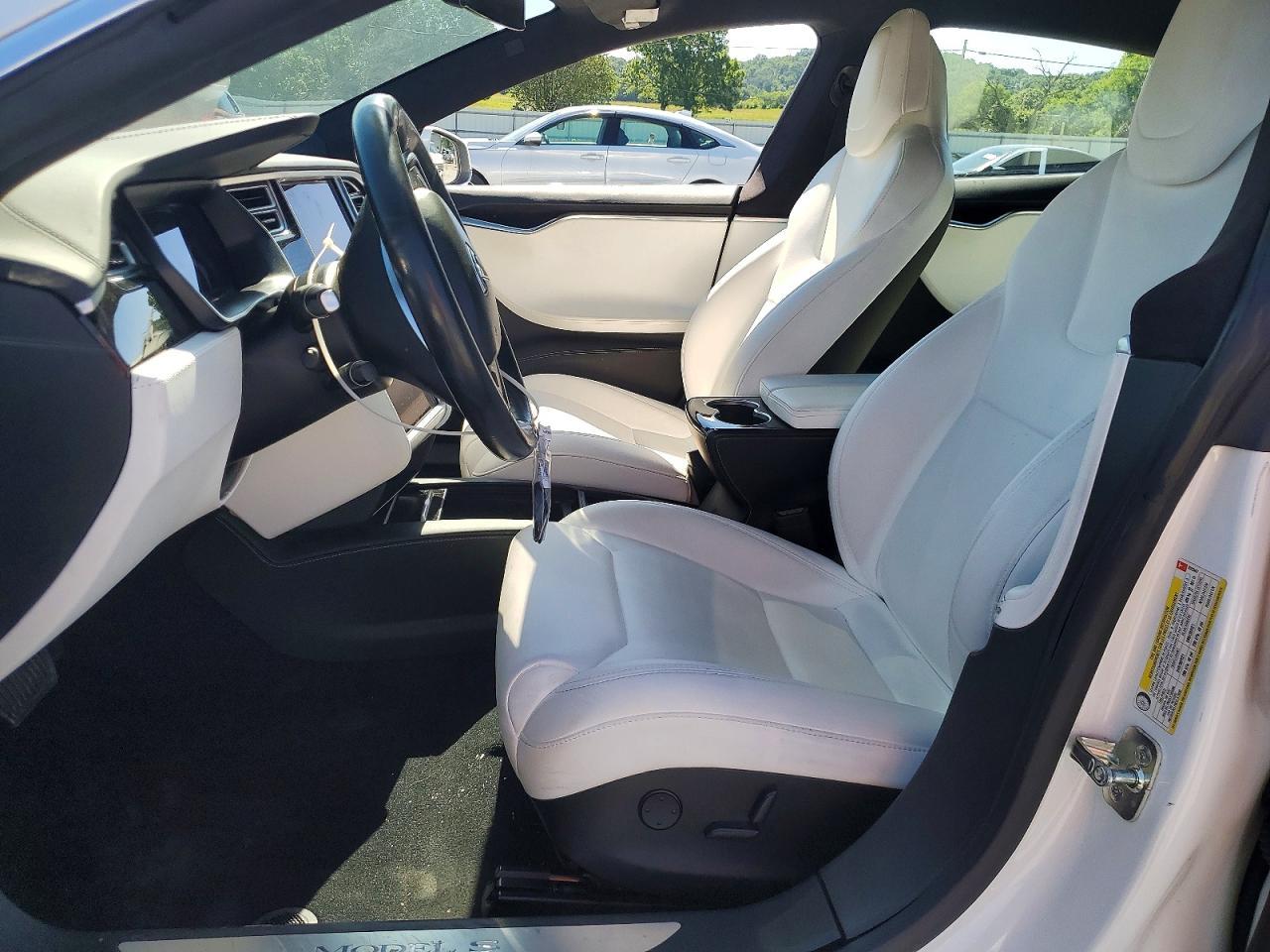 2017 Tesla Model S - Image 7