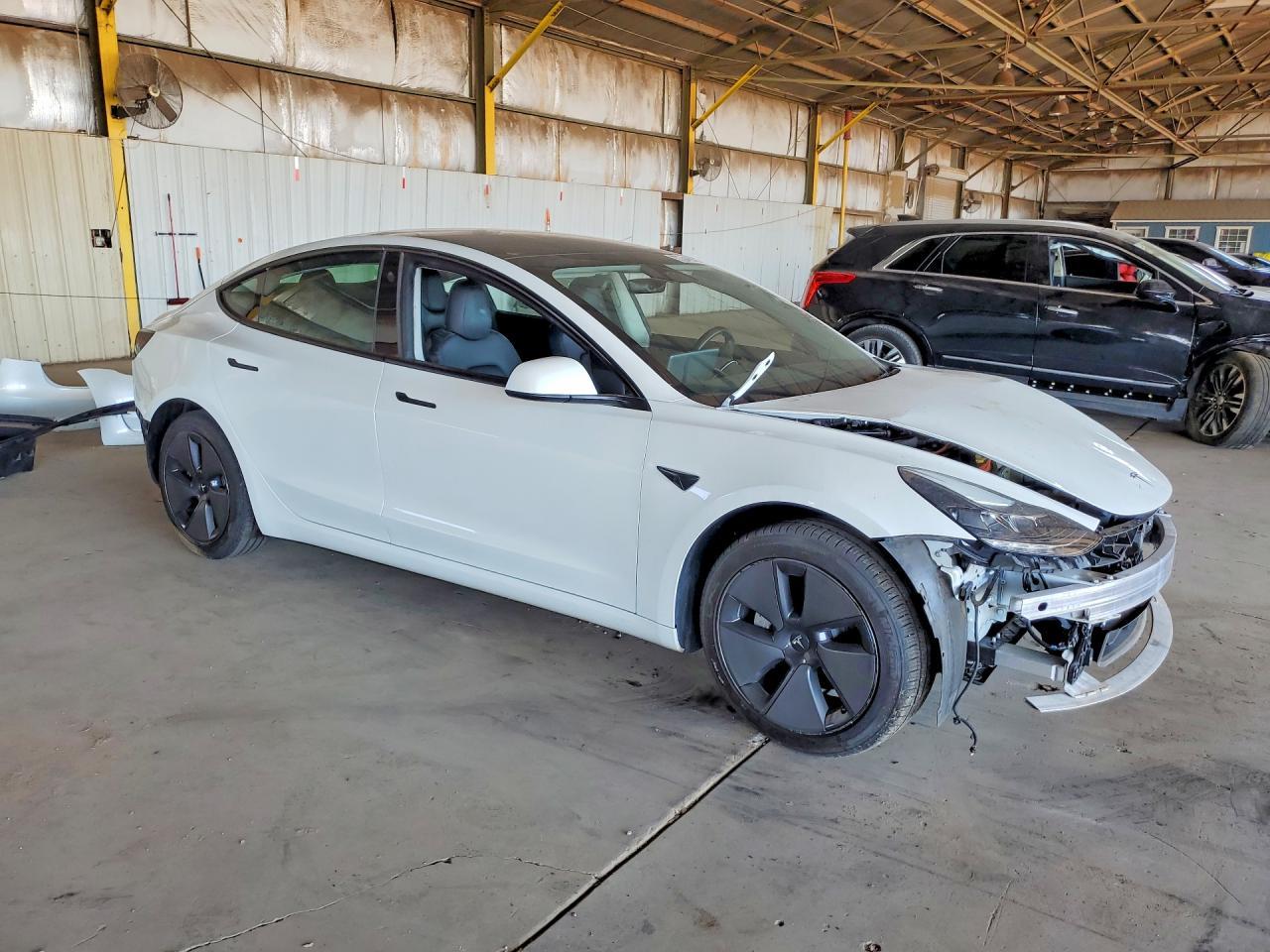 2023 Tesla Model 3 - Image 4
