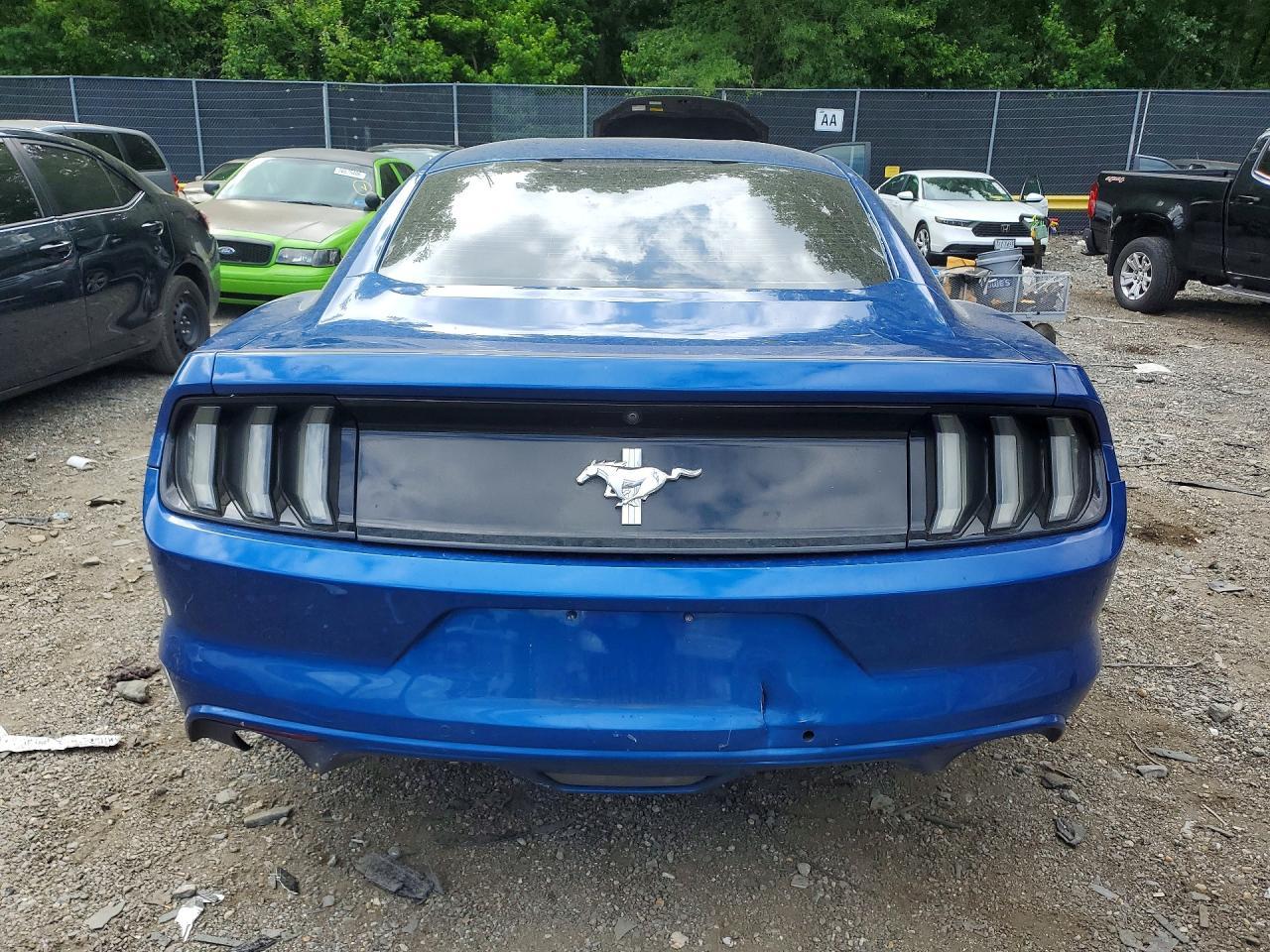 2017 Ford Mustang - Фото 6
