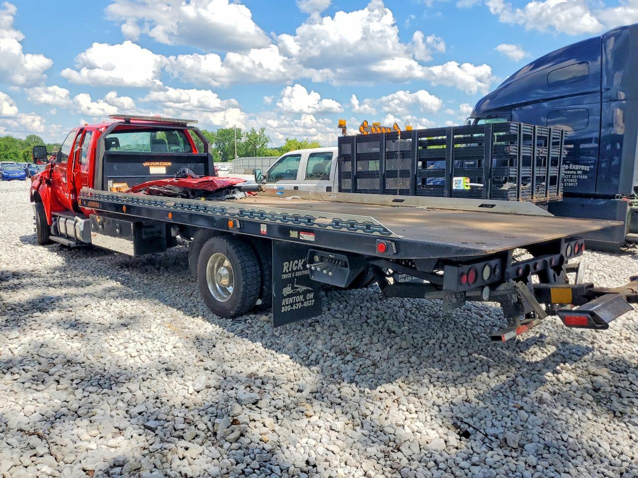 2021 Ford F650 Super Duty - Image 2