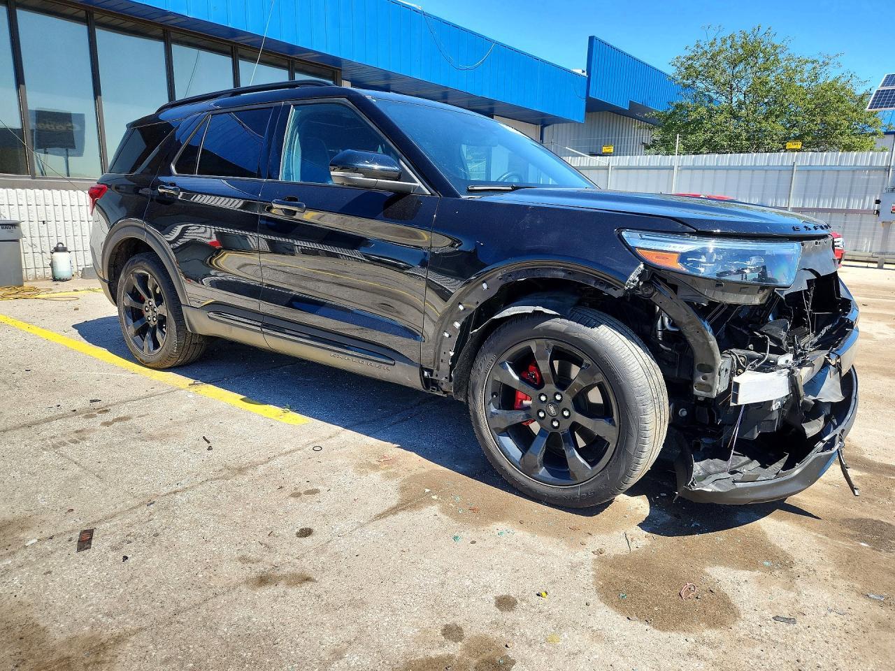 2022 Ford Explorer St - Фото 4