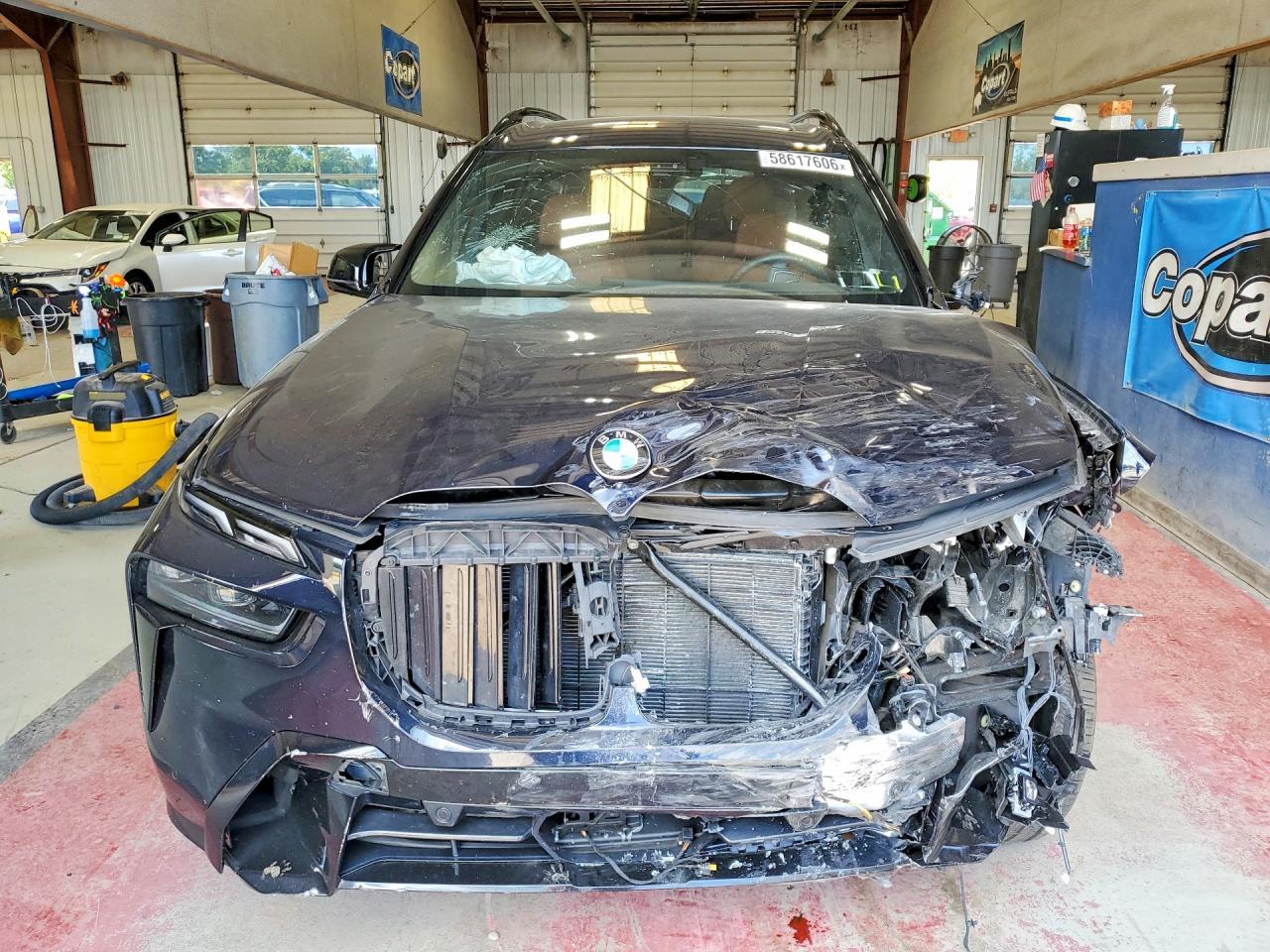 2024 BMW X7 M60I - Image 5