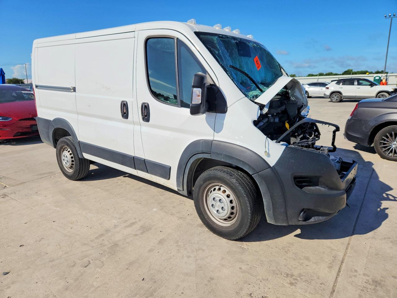 2024 Ram Promaster 1500 Delivery Van - Image 4
