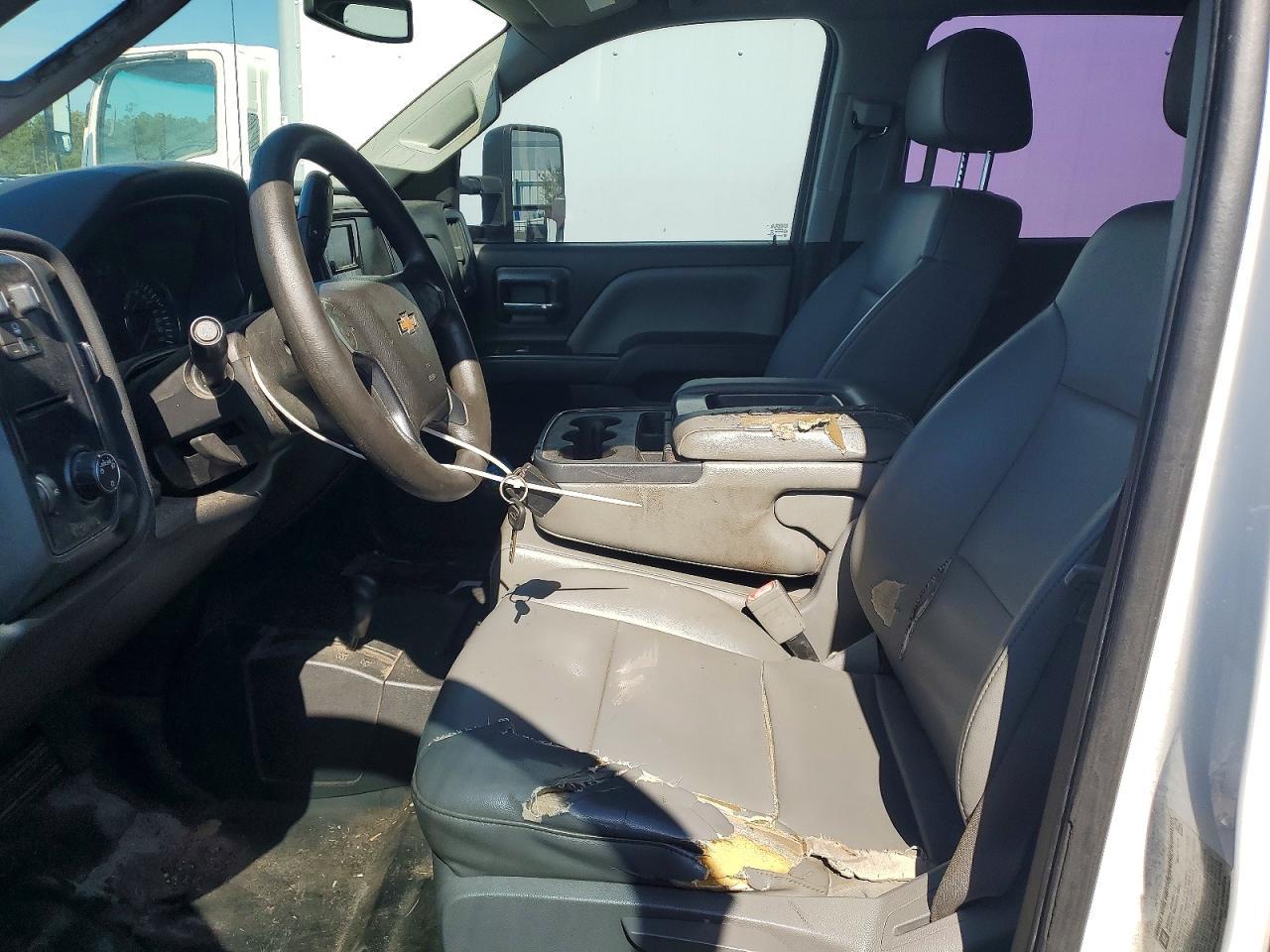 2015 Chevrolet Silverado K3500 - Фото 7