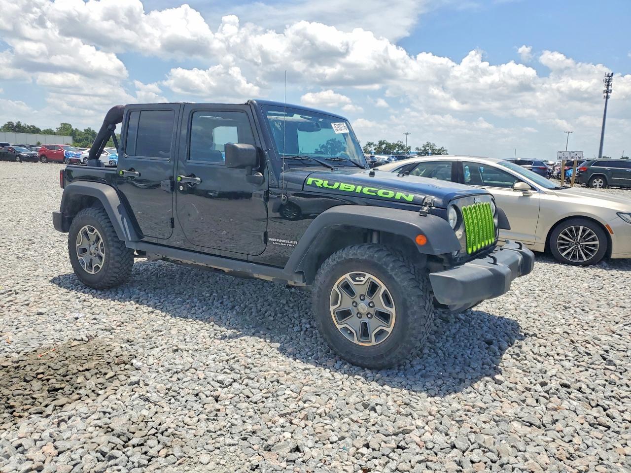2016 Jeep Wrangler Unlimited Rubicon - Image 4
