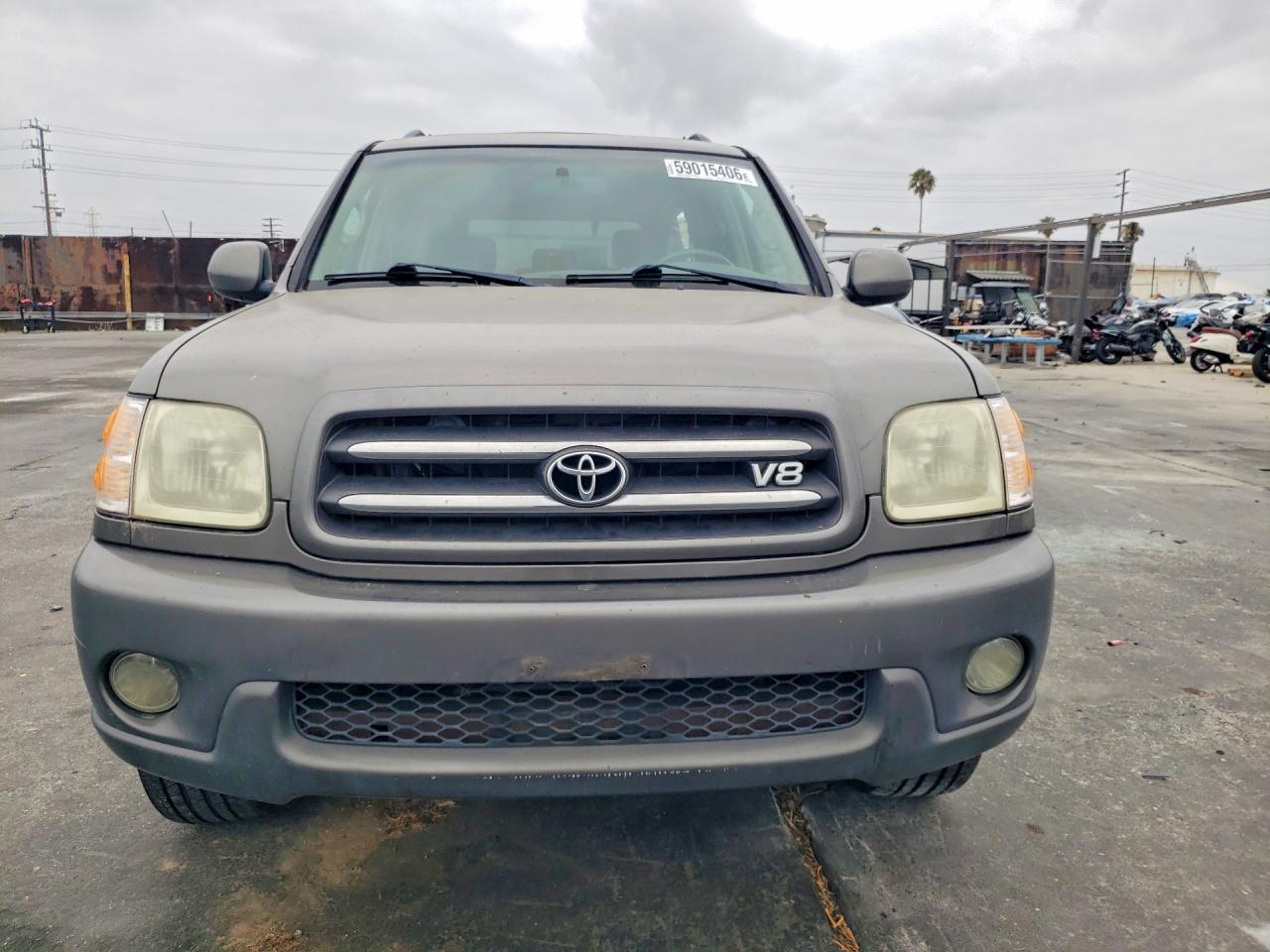 2004 Toyota Sequoia Limited - Image 5